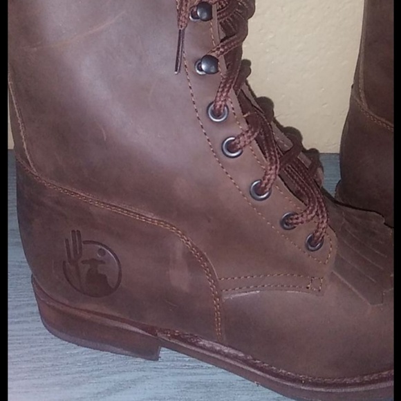Brown leather boots - Picture 2 of 4